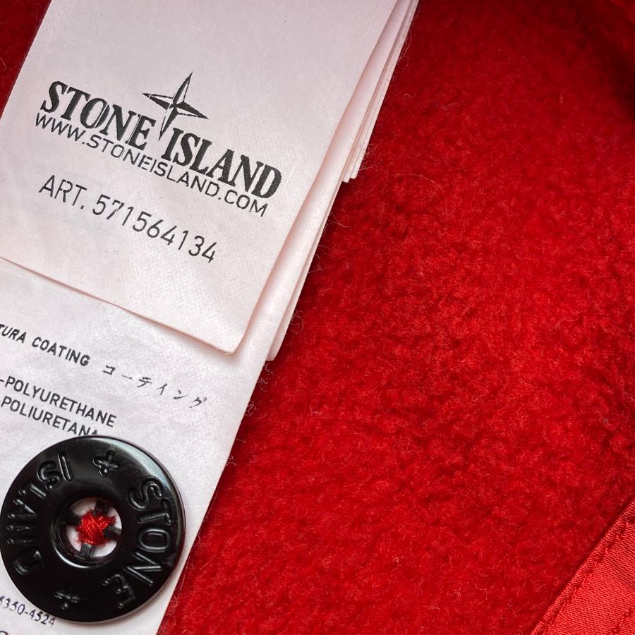 Stone island raso outlet gommato fake